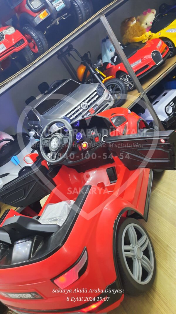 Akar Toys Raptor Akülü Araba 12 Volt Kumandalı (96-339)