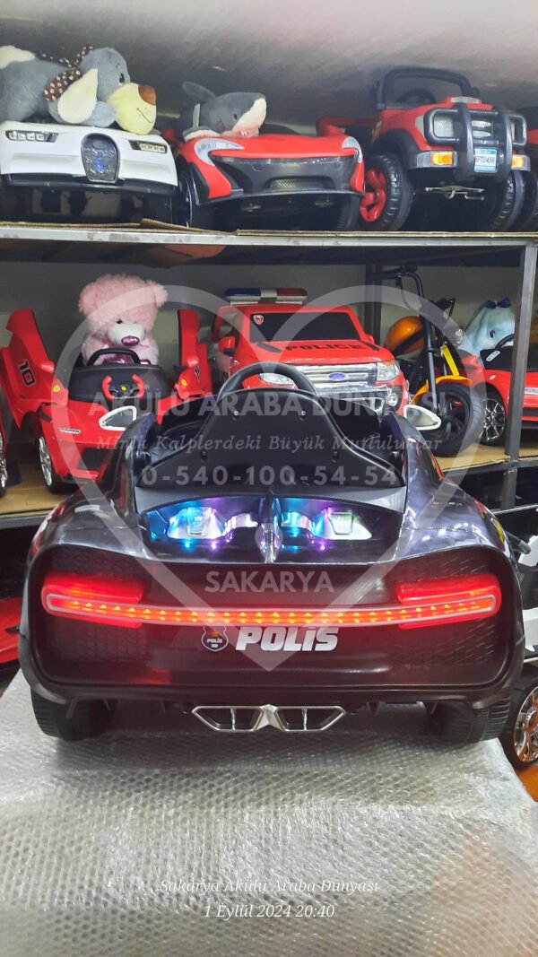 Akar Toys Style Kumandalı 4X2 12 Volt Siyah Polis Akülü Araba (96-452)