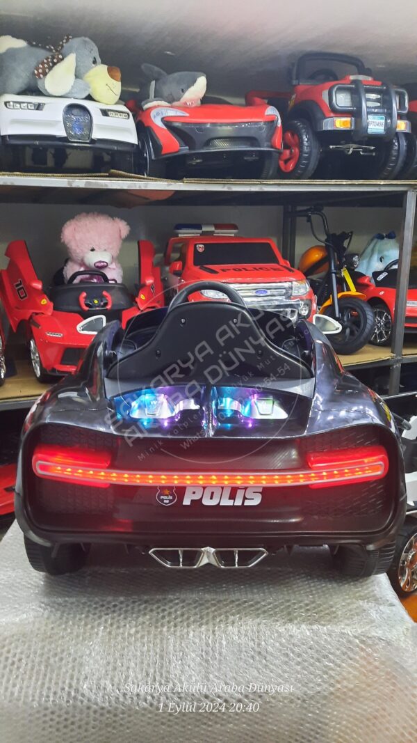 Akar Toys Style Kumandalı 4X2 12 Volt Siyah Polis Akülü Araba (96-452)
