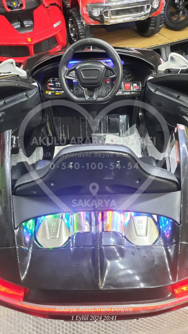 Akar Toys Style Kumandalı 4X2 12 Volt Siyah Polis Akülü Araba (96-452)
