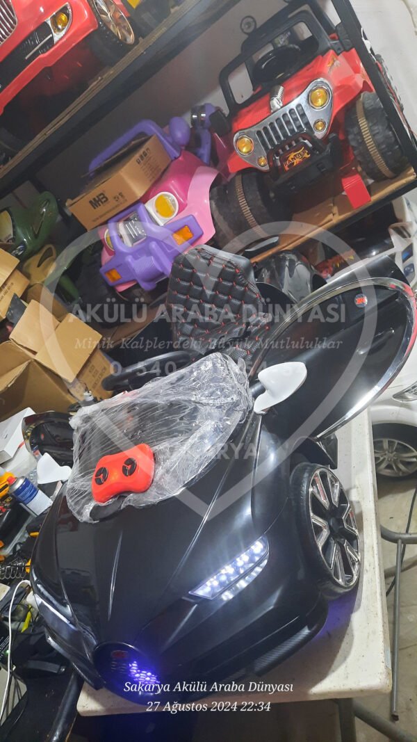 BabyHope 440 Siyah 12 Volt Kumandalı Akülü Araba İkinci El
