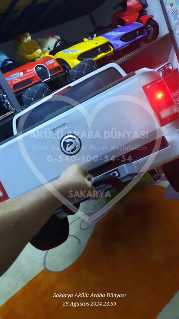 BabyHope 441 Quattro 4x4 Akülü Araba Metalik Gri - Görsel 21