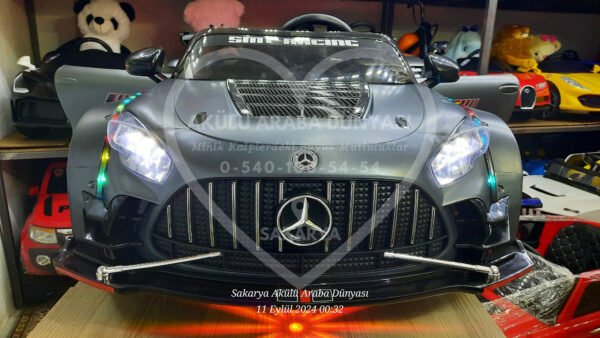 Mercedes AMG 24 Volt Drift Özellikli Akülü Araba