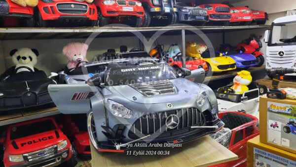 Mercedes AMG 24 Volt Drift Özellikli Akülü Araba