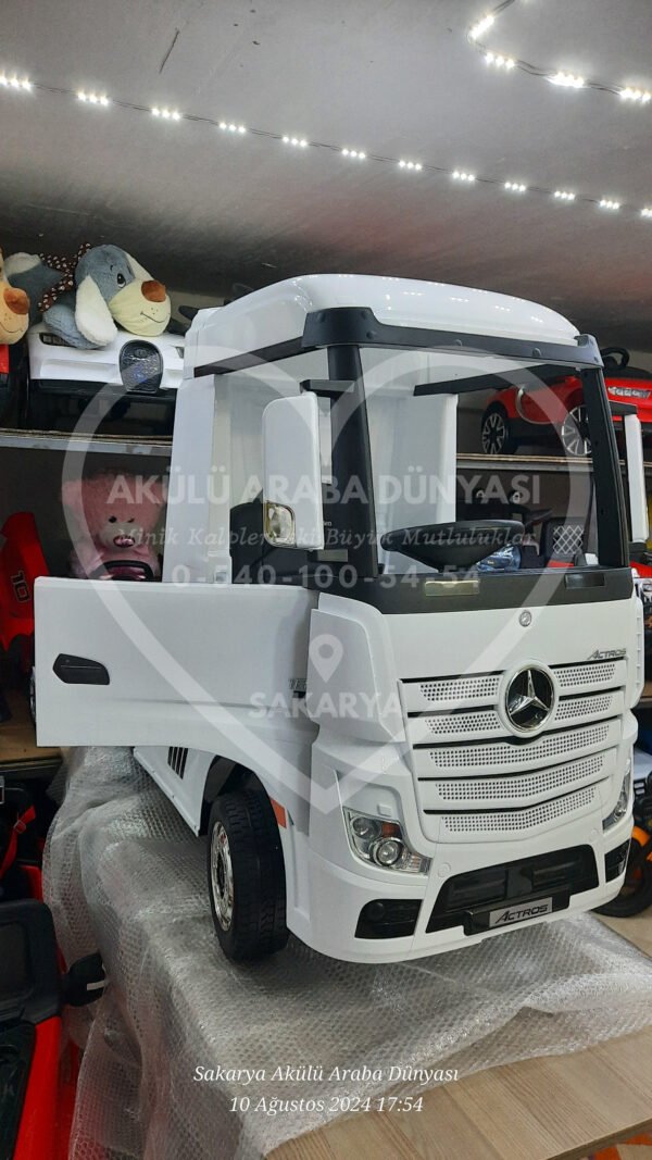 Mercedes Benz Actros Akülü Tır 12 Volt Kumandalı Lisanslı - Görsel 18
