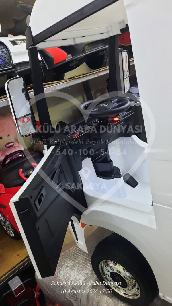 Mercedes Benz Actros Akülü Tır 12 Volt Kumandalı Lisanslı - Görsel 13