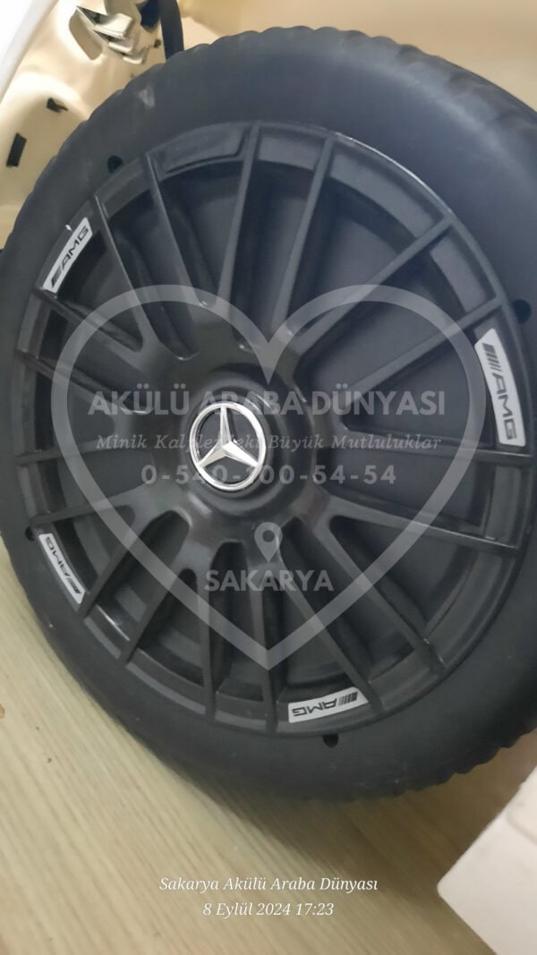Mercedes-Benz AMG GT-S 12 Volt Akülü Araba 7173