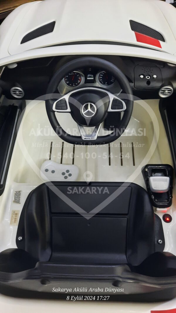 Mercedes-Benz AMG GT-S 12 Volt Akülü Araba 7173