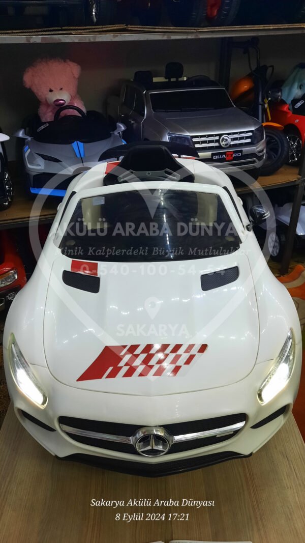 Mercedes-Benz AMG GT-S 12 Volt Akülü Araba 7173