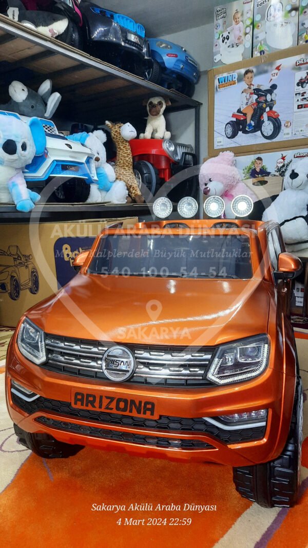 Pilsan 05-199 Arizona Kumandalı 12 Volt Akülü Araba