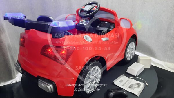 BabyHope 436 E-Drive-5 12 V Akülü Araba Kırmızı