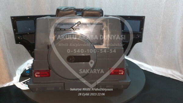 G65 AMG BabyHope 439 Akülü Araba Gri Jip BHU12