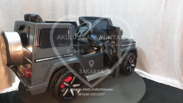 G65 AMG BabyHope 439 Akülü Araba Gri Jip BHU12