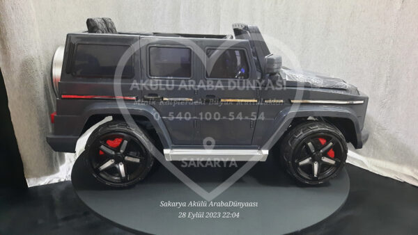 G65 AMG BabyHope 439 Akülü Araba Gri Jip BHU12