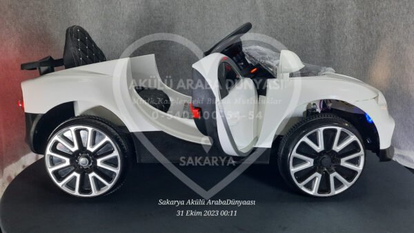 BabyHope Bugo 440 12 Volt Akülü Araba Beyaz - Görsel 14