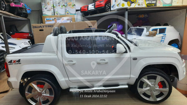 BabyHope 441 Quattro 4×4 Akülü Araba İnci Beyaz