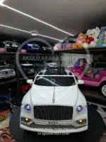 Akülü Araba 12 Volt Uzaktan Kumandalı – Boss GT Beyaz | Bentley Tarzı Tasarım - Görsel 18