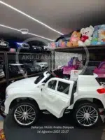 Akülü Araba 12 Volt Uzaktan Kumandalı – Boss GT Beyaz | Bentley Tarzı Tasarım - Görsel 7