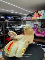 12 Volt Vespa Akülü Scooter – Çift Motor, LED Işıklı, EVA Tekerlekli Krem - Görsel 10