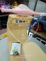 12V Toz Pembe Vespa Akülü Scooter – Çift Motor, LED Işıklı, EVA Tekerlekli - Görsel 13