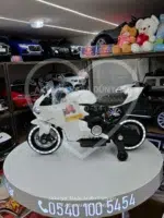 Akülü Yarış Motoru 12V Beyaz – Elden Gazlı, LED Işıklı - Görsel 5