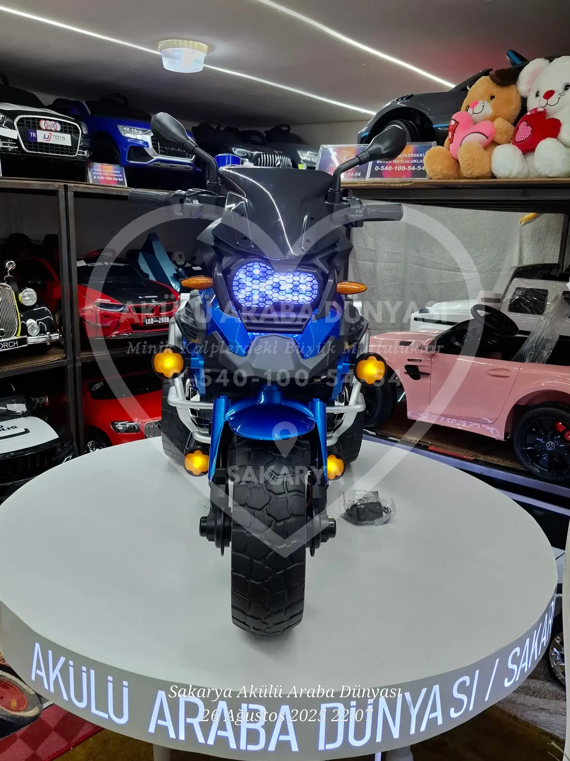 BMW R 1250 Akülü Motosiklet(Premium Seri) Mavi Eva Teker (5) BMW R 1250 Mavi Akülü Motosiklet | Premium Seri 12V 12Ah Çift Motor, LED Işıklı - Görsel 1