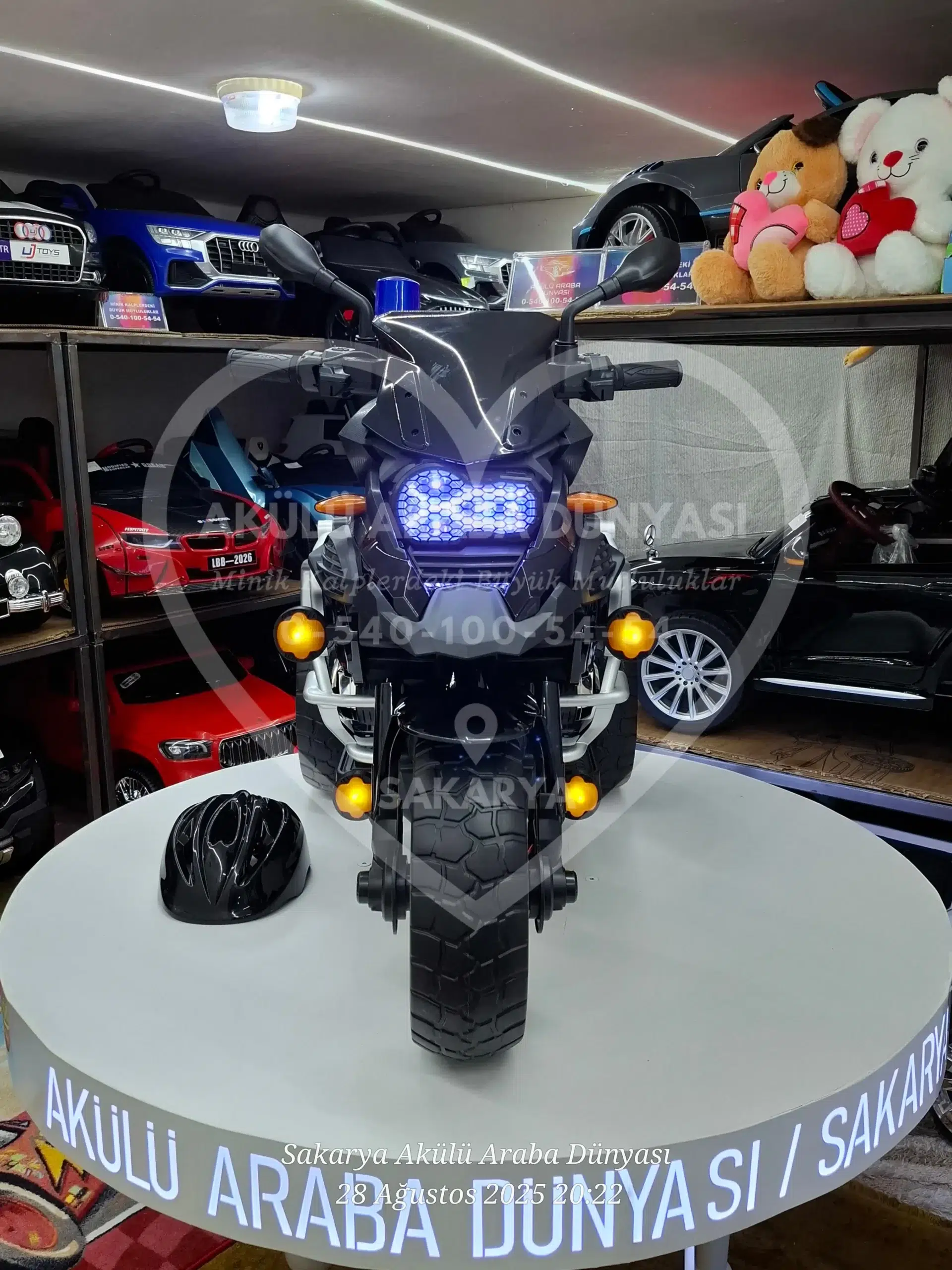 BMW R 1250 Akülü Motosiklet(Premium Seri) Siyah Eva Teker (2) BMW R 1250 Akülü Motosiklet Premium Seri Siyah 12V 12Ah Çift Motorlu - Görsel 1