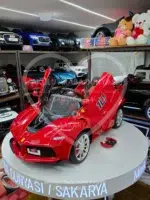 Ferrari LaFerrari Akülü Araba 12V Kumandalı LED Işık Deri Koltuk - Görsel 12