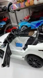 Range Rover Akülü Araba 4×4 Eva Teker Premium Seri Beyaz - Görsel 11