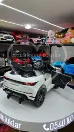 Range Rover Akülü Araba 4×4 Eva Teker Premium Seri Beyaz - Görsel 4