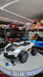UJ Toys Thunder 12V Kumandalı Akülü Araba | Aynı Paraya Alınabilecek En Mantıklı Seçim - Görsel 11
