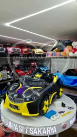 BMW i8 Görünümlü Akülü Araba Furkan Toys Cool Motors 12V - Siyah/Sarı Yarış Serisi - Görsel 2