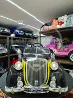 Classic Audi Horch 24V Ebeveyn Koltuklu Akülü Araba - Metalik Siyah Premium Seri - Görsel 2