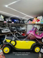 Classic Audi Horch 24V Ebeveyn Koltuklu Akülü Araba - Metalik Siyah Premium Seri - Görsel 5