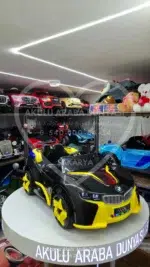 BMW i8 Görünümlü Akülü Araba Furkan Toys Cool Motors 12V - Siyah/Sarı Yarış Serisi - Görsel 7