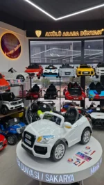 BabyHope 436 E-Drive-5 12 V Uzaktan Kumandalı Spor Akülü Araba - Beyaz - Görsel 14