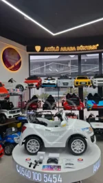 BabyHope 436 E-Drive-5 12 V Uzaktan Kumandalı Spor Akülü Araba - Beyaz - Görsel 18