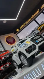 BabyHope 436 E-Drive-5 12 V Uzaktan Kumandalı Spor Akülü Araba - Beyaz - Görsel 3